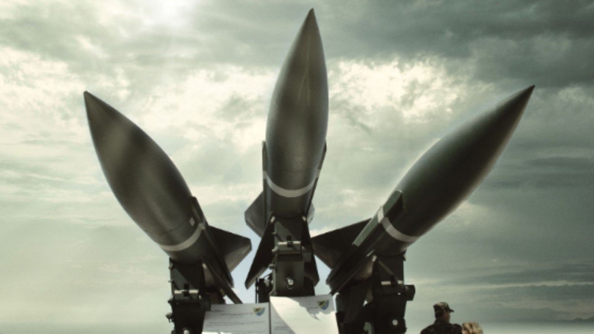 ABD-İsrail-İran Gerilimi: İran tarafından Kuveyt’e Füzeler Fırlatıldı 