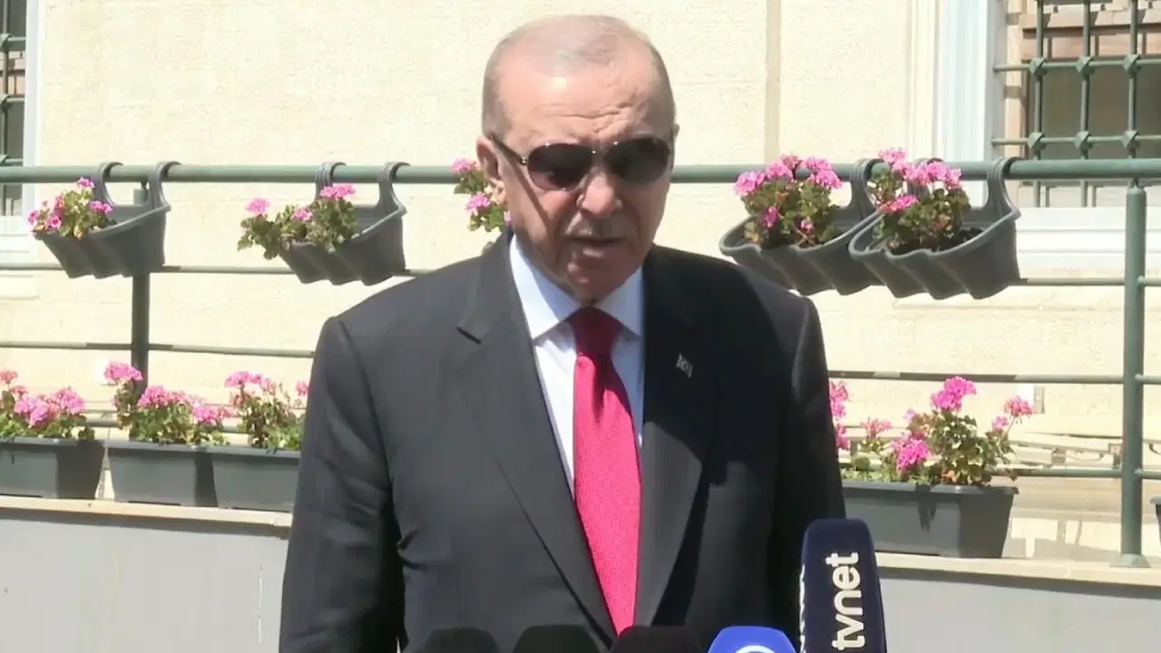 AKP'li Cumhurbaşkanı Erdoğan günler sonra kameralar karşısında: 'İkram, izzet misafirlerimizi hoşnut etti'