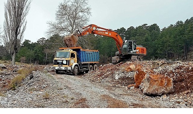 Alanya'da yol bakım çalışmaları sürüyor!