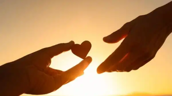 Aşırı derecede şefkatli olan 4 burç: Bu burçlar koşulsuz sevgilerini her zaman gösteriyor