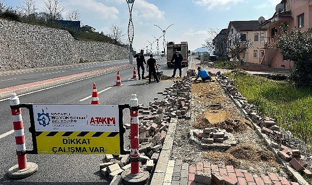 Başiskele'de tretuvar yenileme çalışmaları tamam
