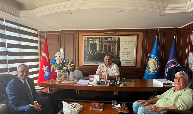 Başkan Topaloğlu'ndan Özdemir'e hayırlı olsun ziyareti