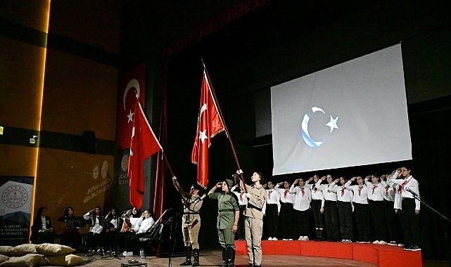 Çanakkale Ruhu Kartepe'de Sahneye Taşındı