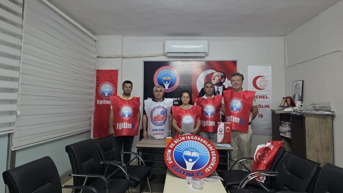 Eğitim-İş Adıyaman Şubesi'nden Besni'deki banka promosyon tekliflerine tepki