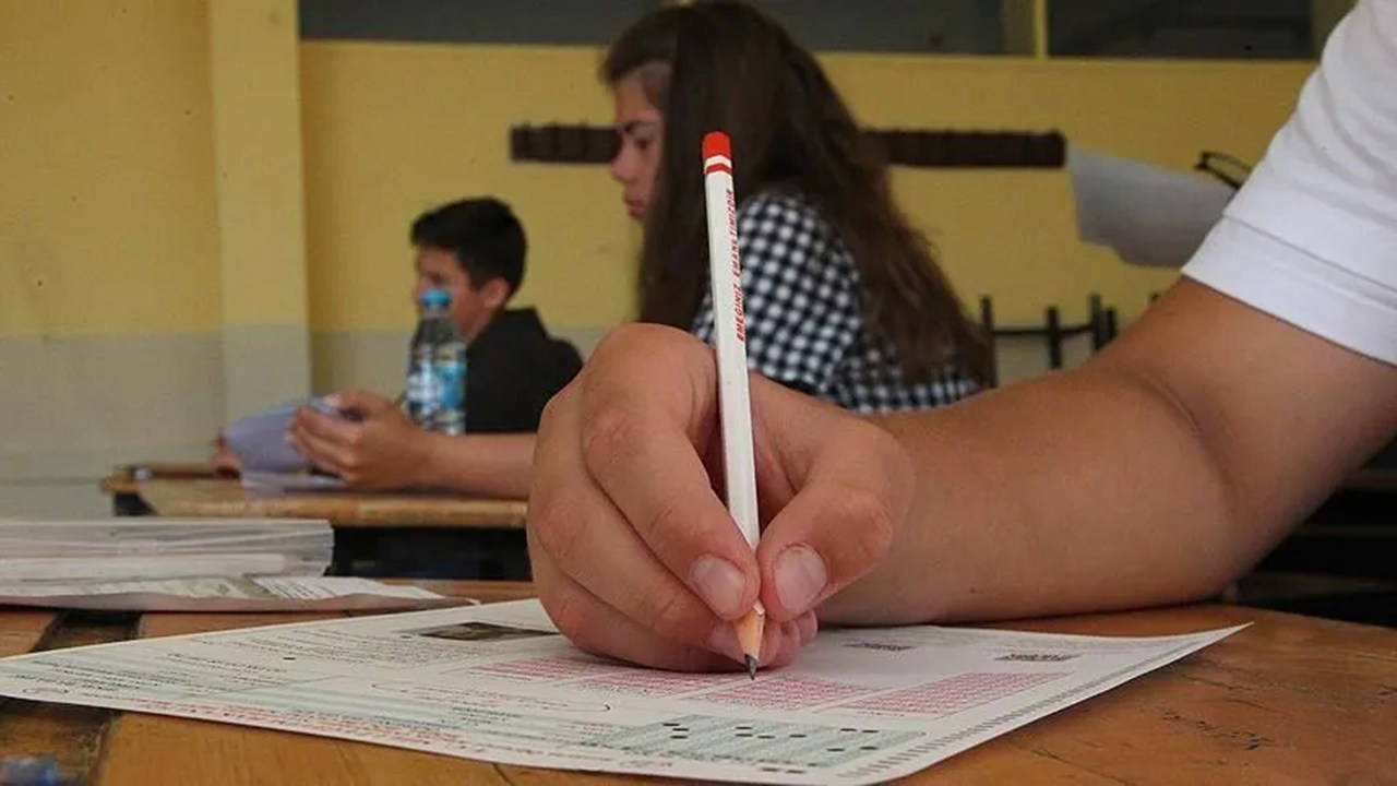 Eğitim Sen'den LGS açıklaması: 'Sonuçlar sınıfsal bir ayrışmanın da göstergesi'
