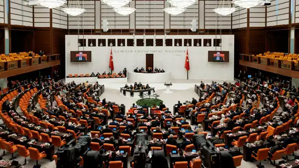 Emekli aylığı düzenlemesi Meclis'ten geçti