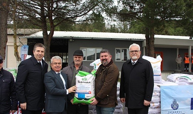 İBB'den Çiftçilere Tohum ve Hasat Makinesi Desteği!
