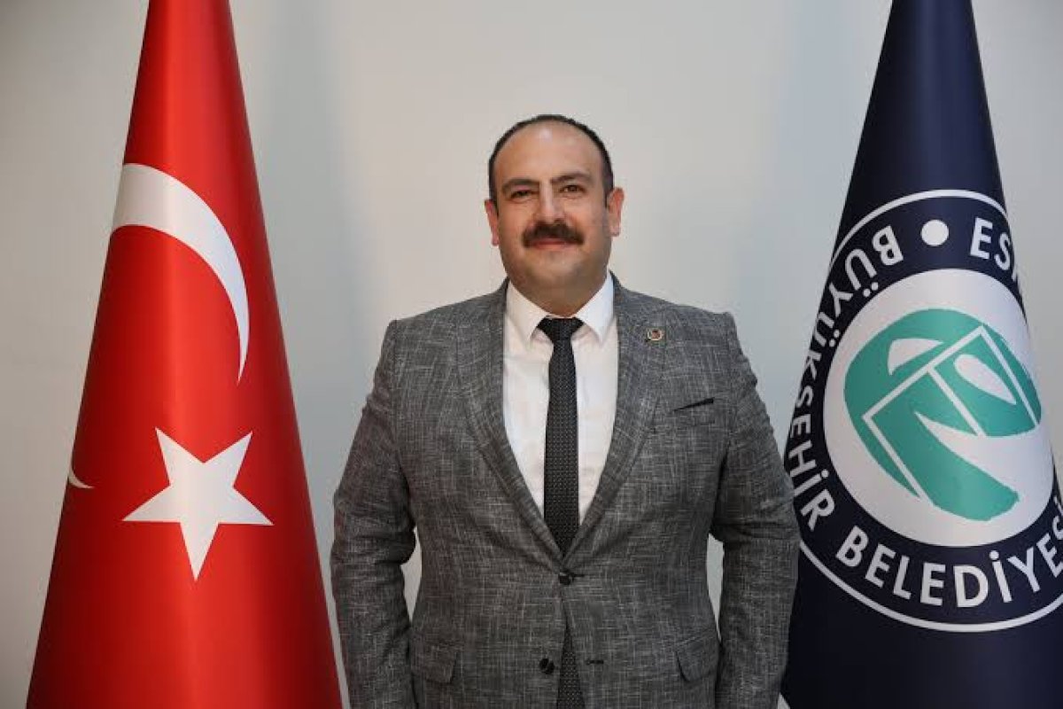 Türkiye’de Dijitalleşen Belediyecilik Listesine Yeni Bir İsim: İnönü Belediye Başkanı Serhat Hamamcı!