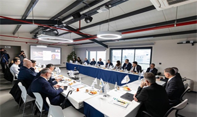 İzmir, yapay zeka ile Yatırım ve Kalkınma Atağına Geçti