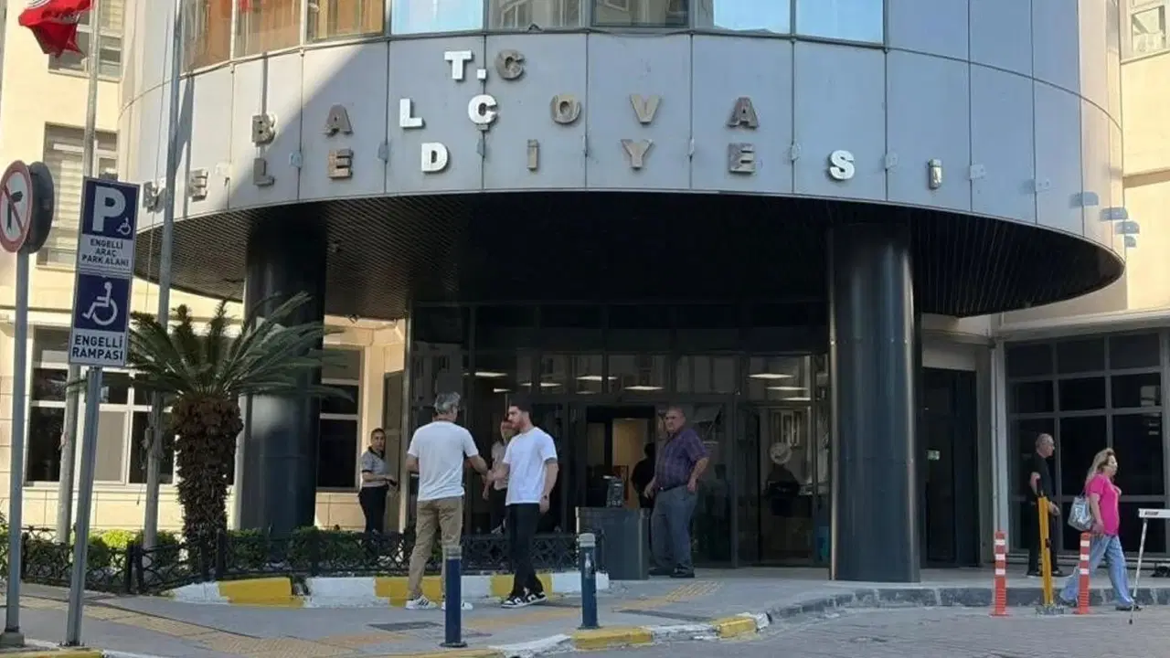 Onur Yiğit görevden uzaklaştırılmıştı: Balçova Belediyesi'nde başkanvekili Selahattin Yıldız oldu