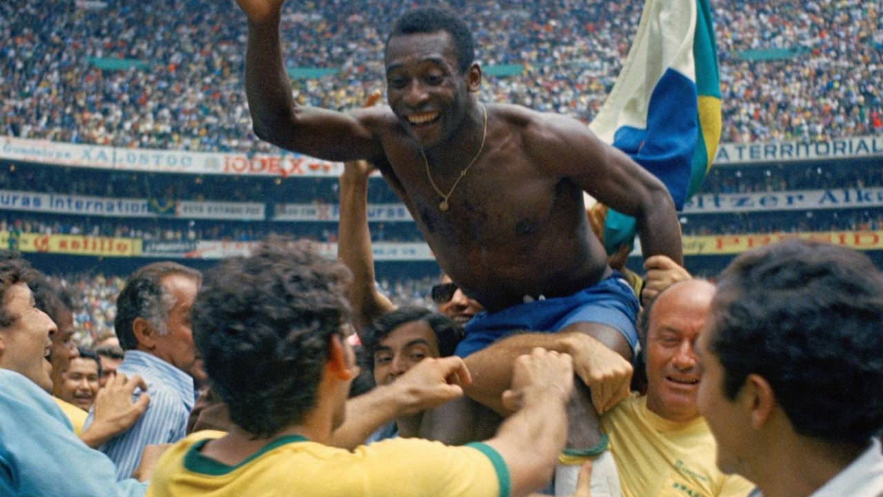 Pele kimdir, kaç yaşında öldü? Pele neden hayatını kaybetti? Pele'nin yaşamı...
