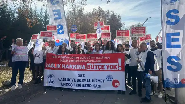 SES'ten Sağlık Bakanlığı'na 'ücretsiz kuduz aşısı' çağrısı