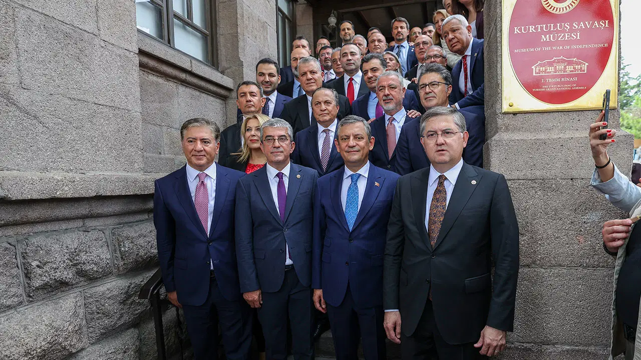 Son Dakika... YENİ Parti'nin PM ve YDK üyeleri belli oldu!
