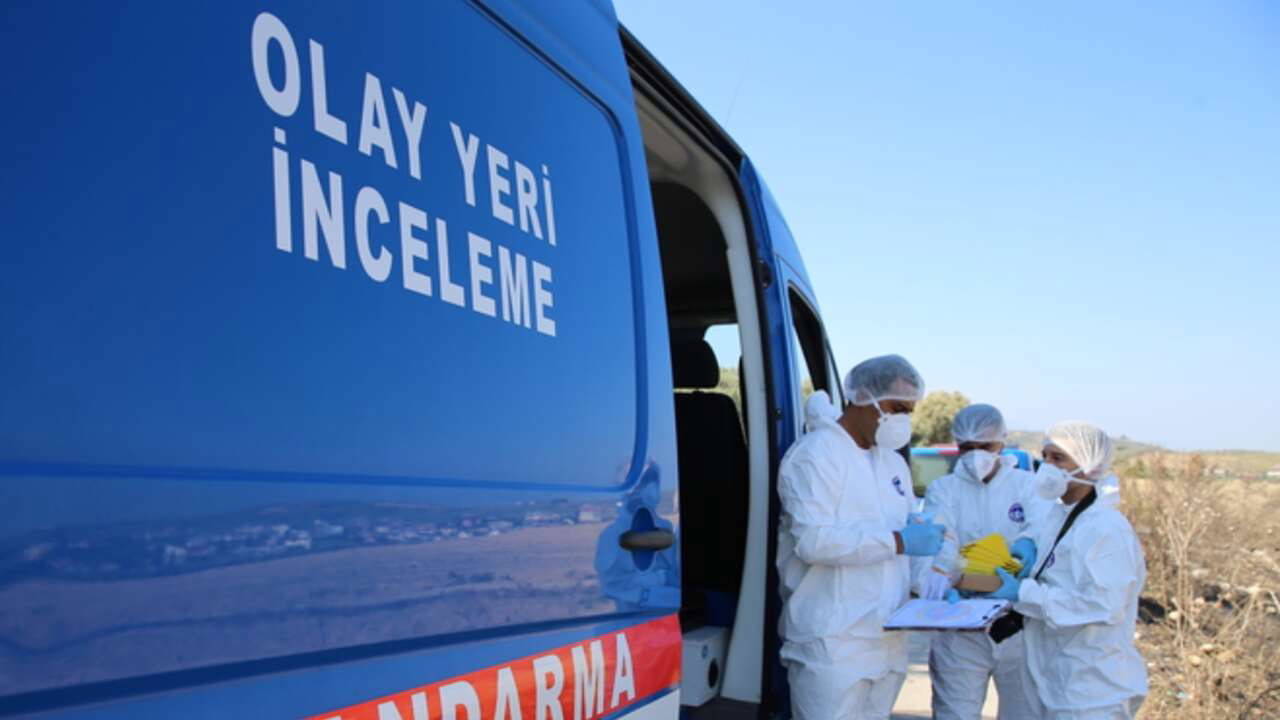 Temel kazısında kemik ve kafatası parçaları bulundu