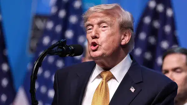 Trump: İran'a ateşkesin kesin olarak bittiğini ilettik