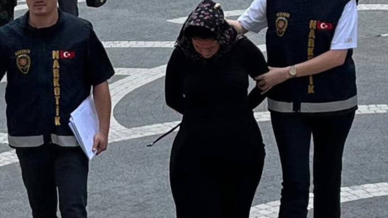 Tutuklu oğlunu ziyarete gitti, üzerinden 18 uyuşturucu hap çıktı