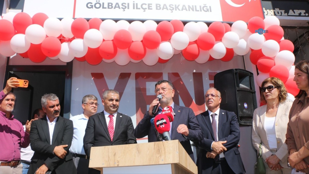 YENİ Parti Gölbaşı İlçe Başkanlığı açıldı: Belediye Başkanları Yıldırım ve Arıcı’ya rozet takıldı  - Videolu Haber